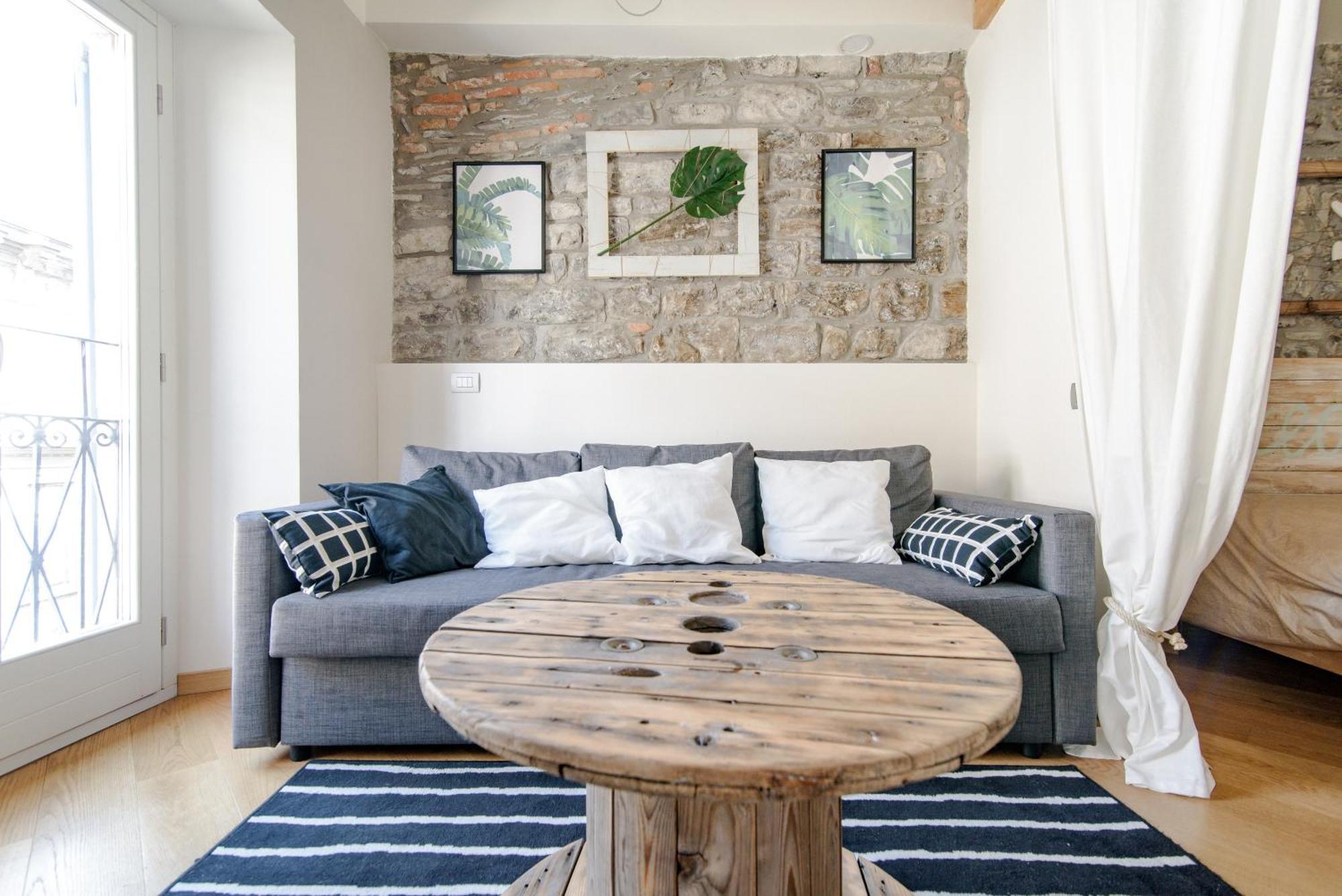 Gem Of The Lake - Luxury Apartment Como Old Town Εξωτερικό φωτογραφία