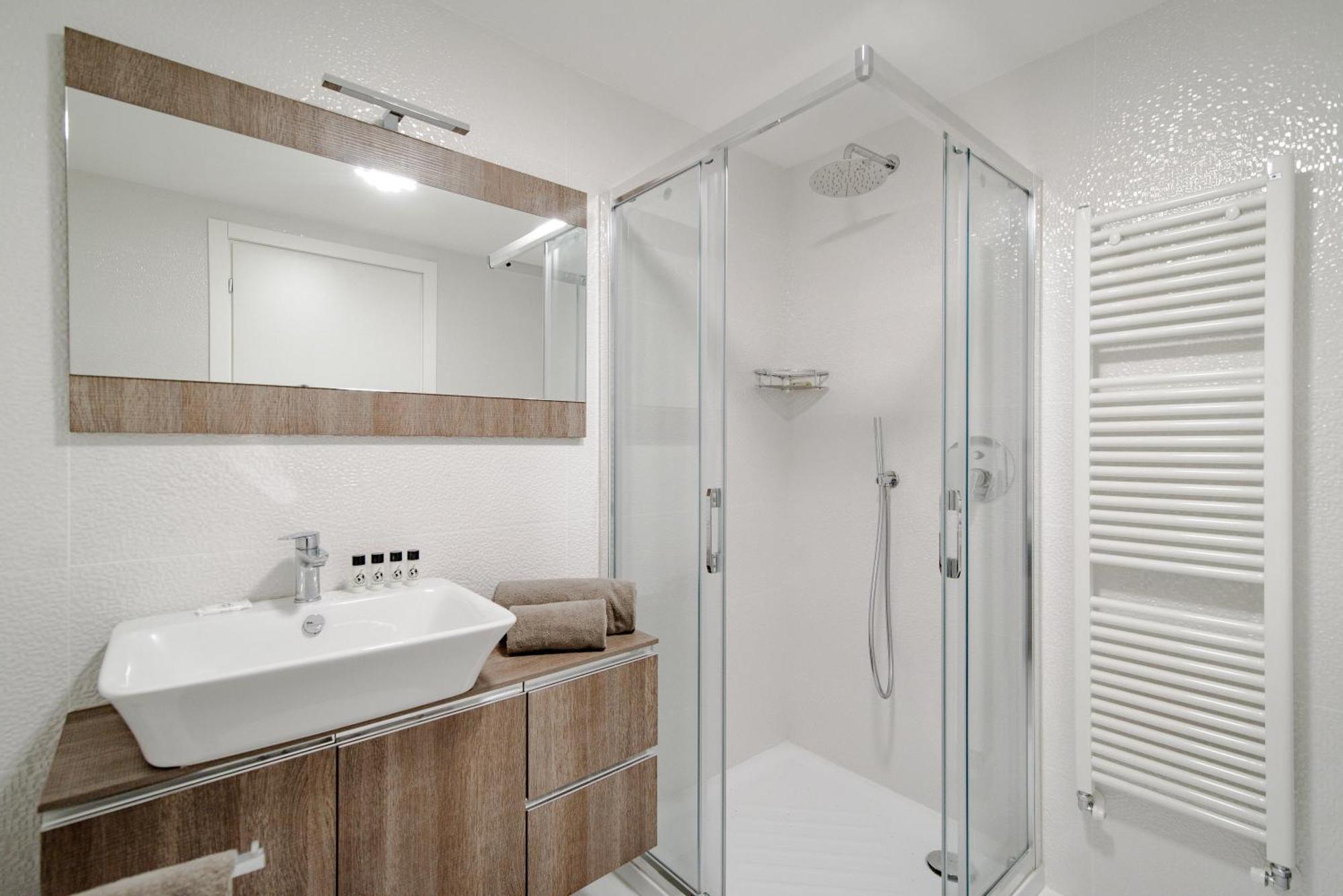 Gem Of The Lake - Luxury Apartment Como Old Town Εξωτερικό φωτογραφία